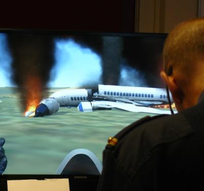 Großflächiges Luftfahrt-Einsatzleitungs-Training am Flughafen Rotterdam Den Haag